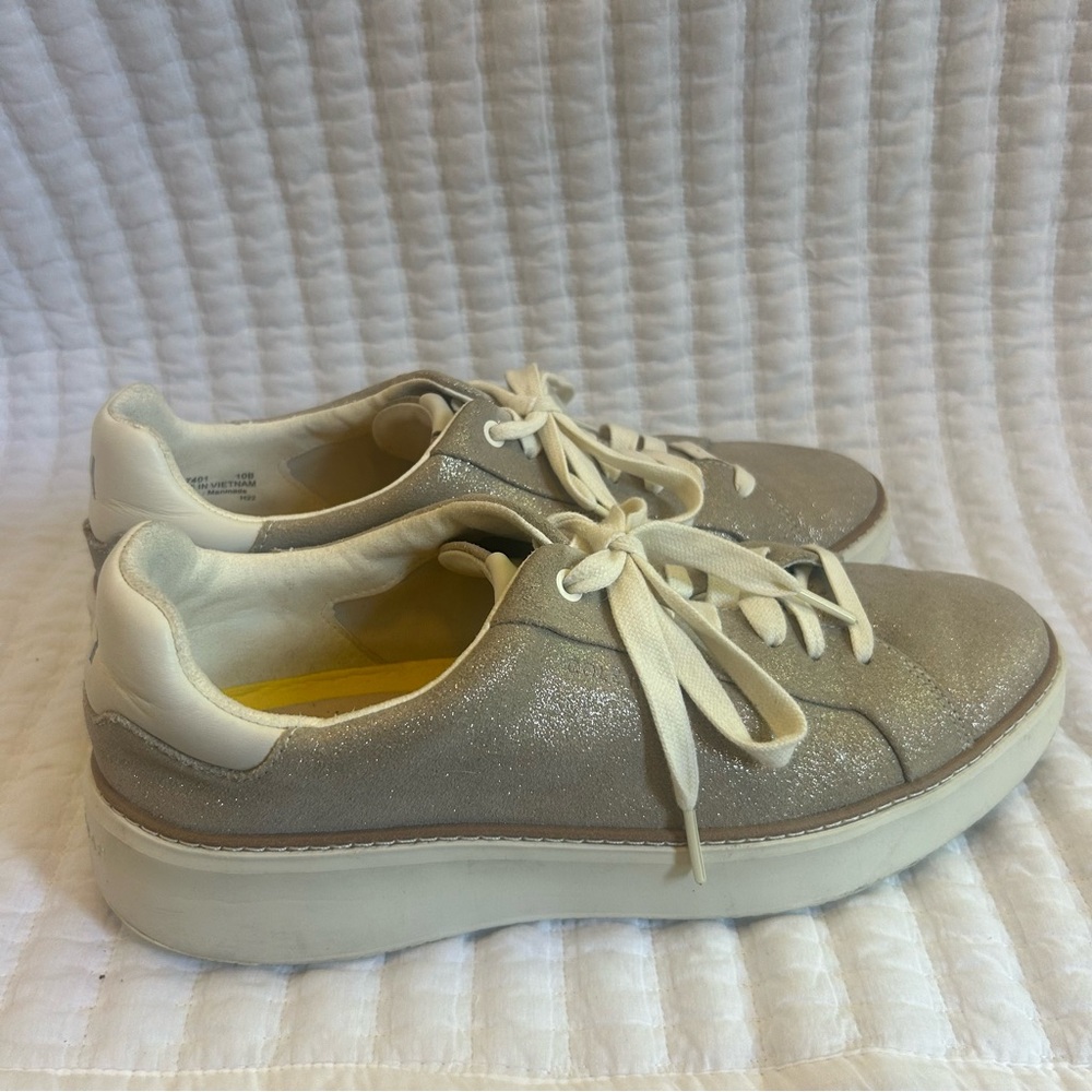 Cole Haan gold‎ fashion sneakers 10